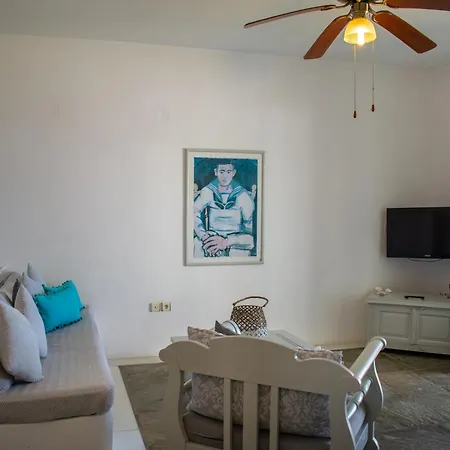 Irenes View Apartments Agia Irini (Paros)