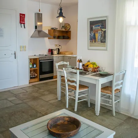 Acres Paros *