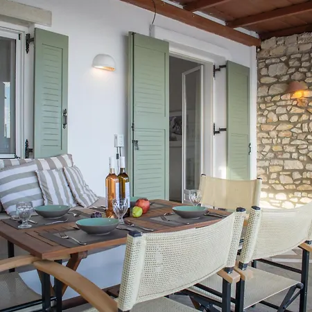 Acres Paros * Agia Irini (Paros)