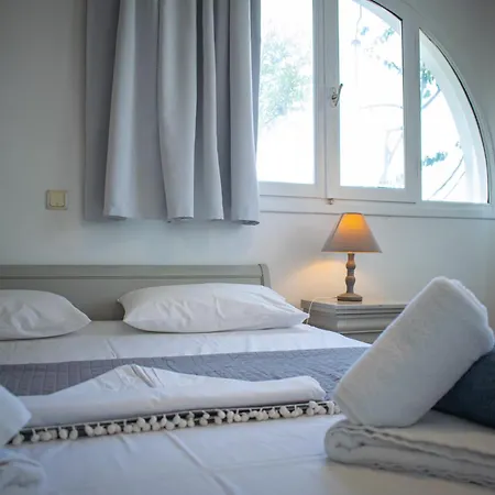 Acres Paros Agia Irini (Paros)