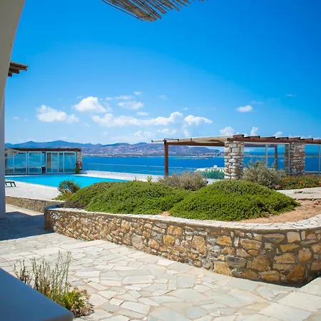 Acres Paros